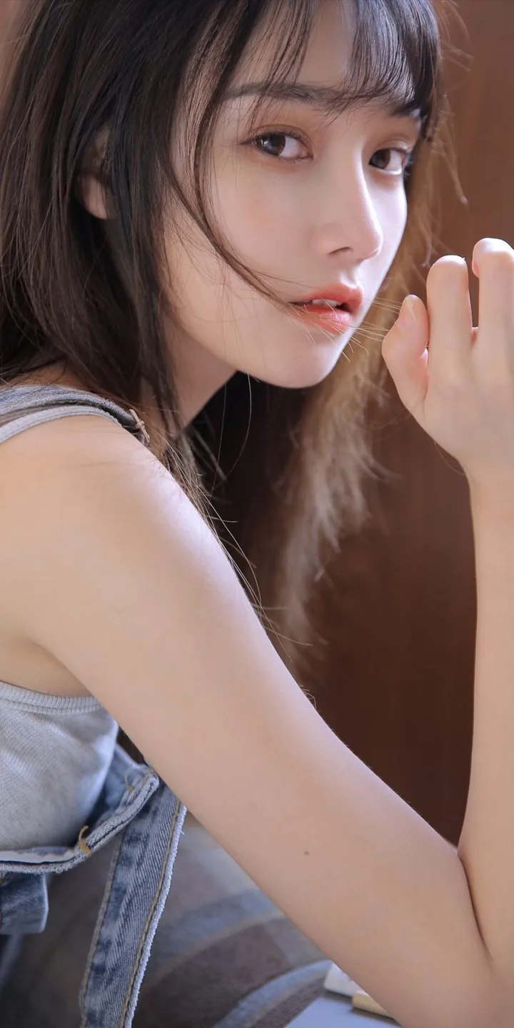 窗边的下午